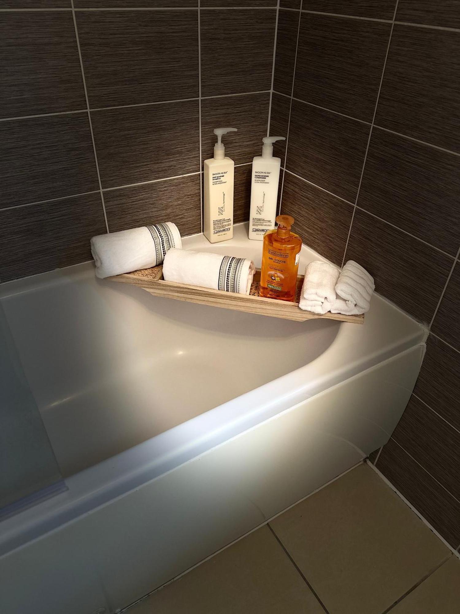 Aroma Cambridge Apartment Girton  Luaran gambar